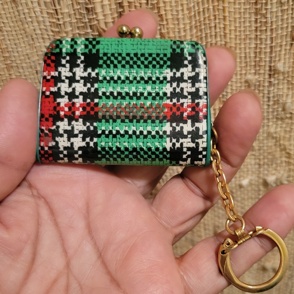 Vintage Tartan Plaid Vinyl Kiss Lock Mini Keychain Purse